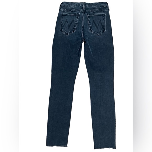 Mother dark wash denim jeans size 26 - Picture 3 of 4